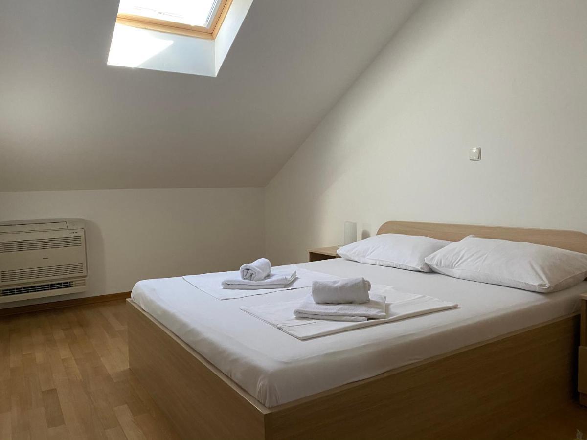 Apartmani Funda 波尔 外观 照片