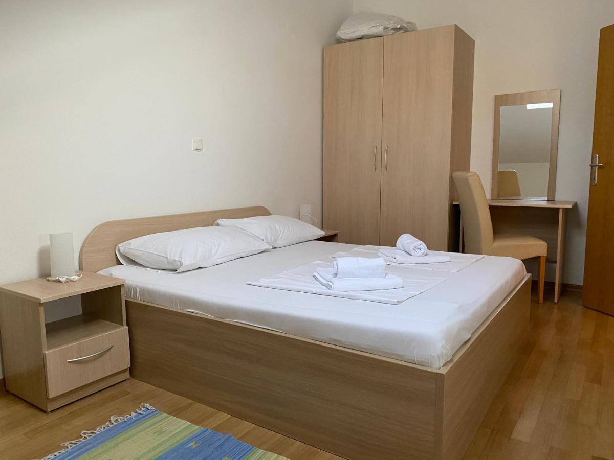 Apartmani Funda 波尔 外观 照片